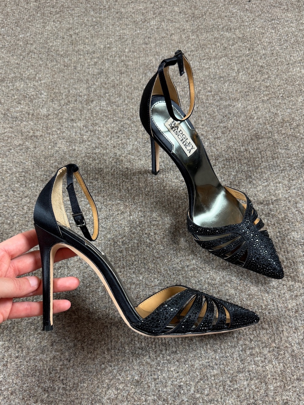 Badgley Mischka‎ Black Satin Rhinestone Pointy Toe Ankle Strap Heels Women’s 7
